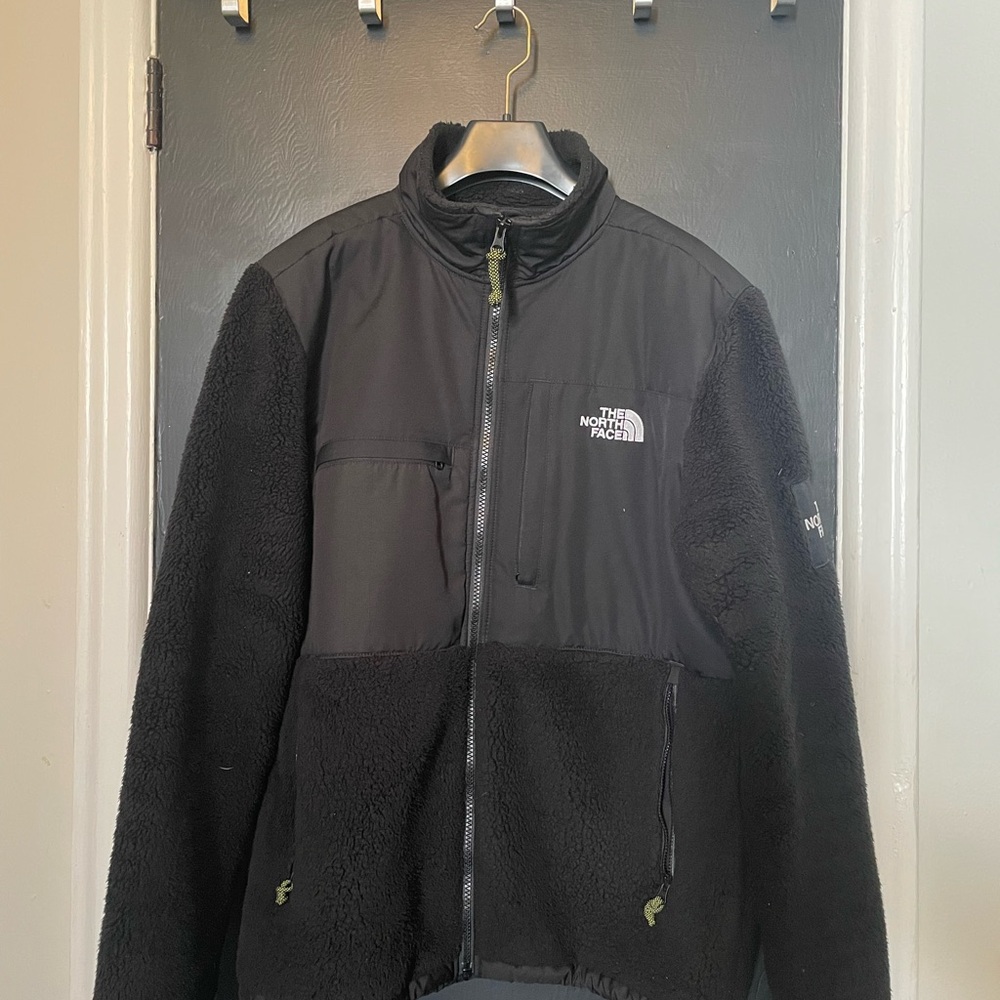The North Face Men's Black Fleece Jacket